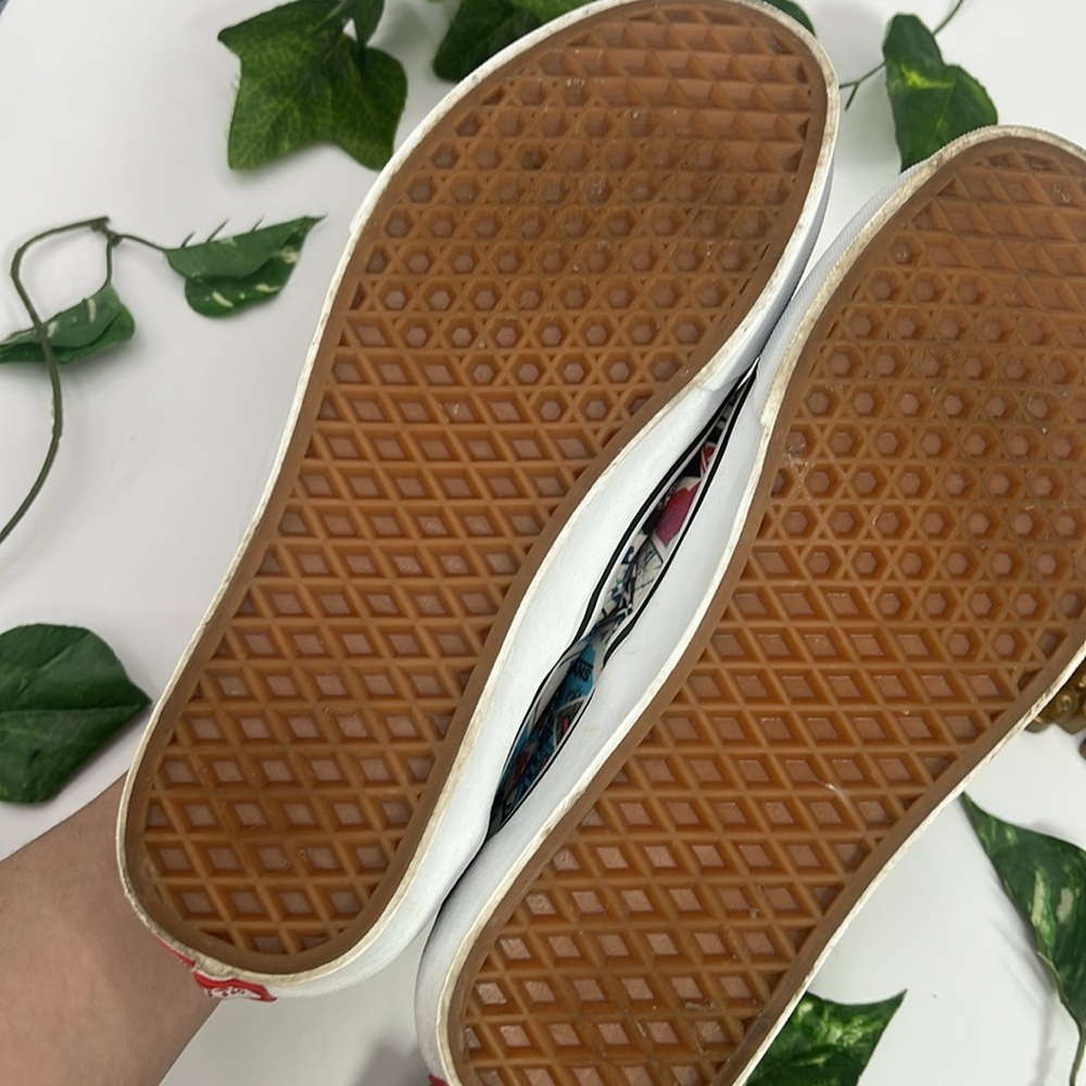 Vans Multicolor Graphic Slip-On Sneakers - Picture 4 of 7